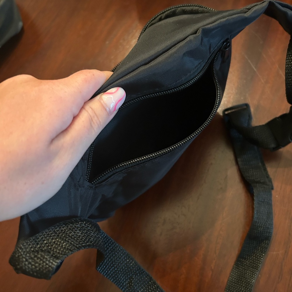 Squad Fanny Pack - Picture 4 of 4